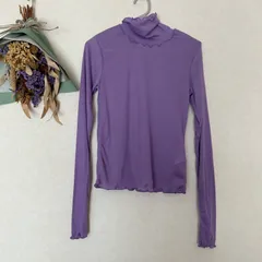 最終価格！新品未使用タグ付き【earth music&ecology】シアータートルメロープルオーバー　パープル　重ね着インナーにも◎