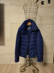 モスキーノ　花柄　ダウン　総柄　42サイズ　中綿 モスキーノ 花柄 ダウン 総柄 42サイズ 中綿 - メルカリ