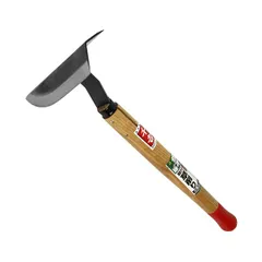 【新品・7営業日以内発送】4977292620765 千吉 鋼付き草削り 三角ホー サンカクホー 鋼付き草削り三角ホー 藤原産業 SENKICHI 園芸道具 園芸用品 千吉鋼付き草削り 草取り鎌 除草用 椎柄【沖縄離島販売不可】のサムネイル
