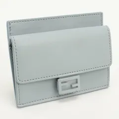 美品FENDI ミントグリーン 名刺入れ 美品FENDI ミントグリーン 名刺入れ