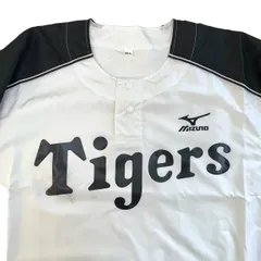 【阪神タイガース⭐️ 公式ファンクラブ】 ユニホーム タイプ　 HANSHIN Tigers   OFFICIAL FAN CLUB Tigers胸エンブレム　 虎マーク袖エンブレム ホワイト&ブラック　ユーズド品 （AYA） 24030103000in