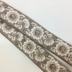 インド刺繍リボン　約3.5㎝巾　1m