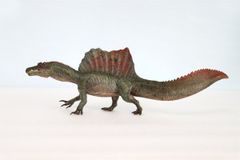 Haolonggood 1/35 サイズ スピノサウルス 大きい 肉食 恐竜 フィギュア おもちゃ 模型 グリーン
