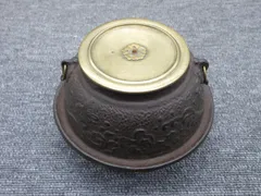 【茶道具】 唐銅風炉釜 　名越弥五郎作　釜265 Yahoo!オークション -「茶道具 風炉 釜」の落札相場・落札価格