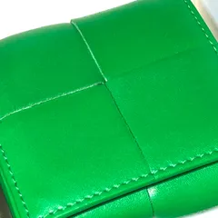 極美品✨ボッテガヴェネタ パイル 巾着ポーチ イントレチャート グリーン 極美品✨ボッテガヴェネタ パイル 巾着ポーチ イントレチャート グリーン