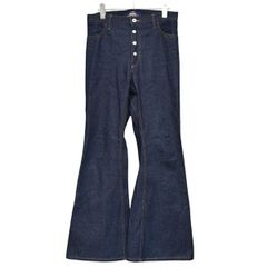 SHIKITARI　シキタリ　Side snap bell-bottom denim　フレアデニムパンツ　ブーツカット　ベルボトム　SHIKITARI2022-03　8054000201785
