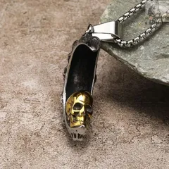 ハーフムーンとスカルのネックレス ペンダント 半月 スカル 骸骨 髑髏 ドクロ ガイコツ 月 ネックレス ペンダント ユニセックス ゴシックファッション 重ね付け 腕輪 パンクファッション アクセサリー 小物 差し色 お洒落 コーディネート h-222 ooi