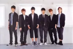 【中古】ポスター(男性) ポスター NEWS 「LIVE! LIVE! LIVE! NEWS DOME PARTY 2010」