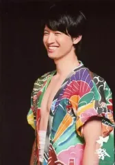 【中古】生写真(ジャニーズ) 関ジャニ∞/大倉忠義/上半身・はっぴ緑赤・目線左・笑顔・背景黒/デビュー10周年記念コンサート「十祭」