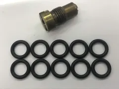 新品 コールマンのランタン、ストーブのビンテージチェックバルブ用Oリング10個セットです。 材質は耐油ゴム（ガソリン用NBR70）で純正より高品質です。 純正品は販売されていませんので、入手不可パーツとなります。 現行品は「Oリング」が装着されていますが、ビンのサムネイル