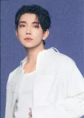 【中古】コレクションカード(男性) 055：SEVENTEEN/ジョシュア(JOSHUA)/ホログラム仕様/「SEVENTEEN TOUR ’FOLLOW’ AGAIN TO JAPAN」フォトカード