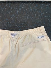 美品　コロンビアピーエフジー　Columbia PFG ショートパンツ　Lサイズ