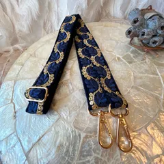 スマホショルダー　インド刺繍リボン