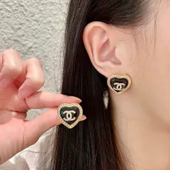 【今日特価】Chanel ヴィンテージ アルファベットピアス 送料無料！限定価格