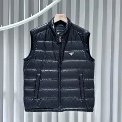 【極美品】プラダ ベスト Lサイズ ナイロン ブラック ジッパー メンズ 楽天市場】プラダ ダウンベストの通販
