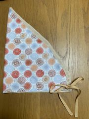 ハンドメイド三角巾☆ヒモタイプ　オレンジぐるぐる花／ベージュチェック