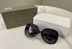 ディオール　サングラス　新古品　ブラック　DIOR