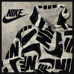 【人気デザイン】ナイキ　総柄　パーカー　希少サイズ　刺繍ロゴ　即完売