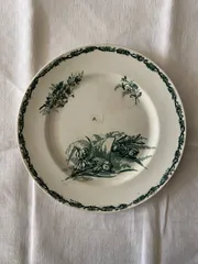 美品　クレイユモントロー　平皿　レリーフ　フランスアンティーク　② Creil & Montereau クレイユモントロー クレイユエモントロー