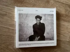 新品未開封 SHINee ジョンヒョン JONGHYUN BASE Amazon.co.jp: 1stミニアルバム - Base(韓国盤) (ランダムカバー