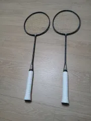 YONEX ヨネックス Carbonex 20 バドミントンラケット 白Ⅹ黒 ヨネックス カーボネックス 20 CARBONEX 20のレビュー評価