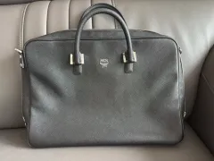 ✨MCM エムシーエム ブリーフケース ビジネスバッグ✨ 楽天市場】エムシーエム MCM ビジネスバッグ レザー ブラック 黒