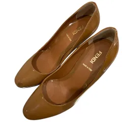 美品♡FENDI レザーパンプス　ポインテッドトゥ　ロゴ フェンディ(FENDI)フェンディ パンプス 靴 レディース