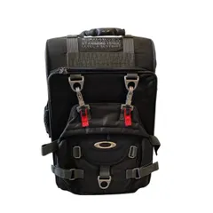 2024年最新】オークリー キャリーバックの人気アイテム - メルカリ 