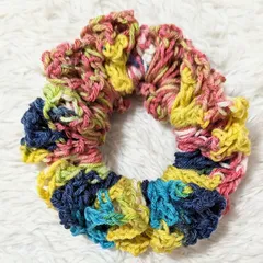 ♡ハンドメイド♡ヘアゴム シュシュ ヘアアクセサリー マーブル毛糸 毛糸 ボリューム 大きい 可愛い １点物 プレゼント ピンク イエロー ブルー ホワイト ネイビー マルチカラー