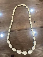 象牙調ネックレス　昭和レトロ　アイボリー