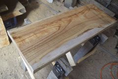 アウトレット ケヤキ(欅)の一枚板 長さ約102cm 幅約36～37cm 厚さ約5.7cm DIY用 Z616