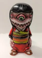 かっこわらい雑貨店  ワンダートイコンベンション　まちこ　限定カラー　ソフビ ショップ・arktz&DBAにかっこわらい雑貨店の限定カラー「よしこ