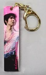 羽生結弦展 スティックキーホルダー - メルカリ