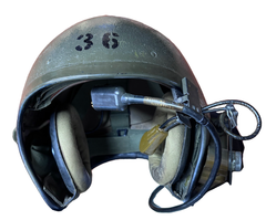 米軍実物　USED タンカースヘルメット　オリーブ