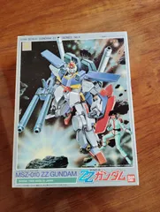 【未組立】1/144 Zガンダム 旧キット 4体セット 未組立】1/144 Zガンダム 旧キット 4体セットの通販 by band