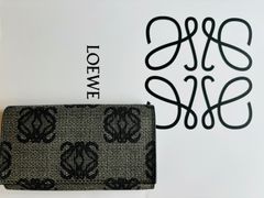 LOEWE アナグラム総柄 キーケース グレー×ブラック