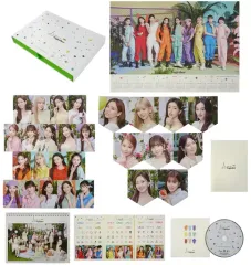 【中古】雑貨 NiziU SEASON’S GREETINGS 2022 “Live Together”