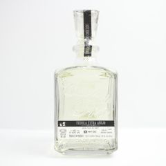 Cava de Oro（カヴァ デ オロ）エクストラ アネホ クリスタリーノ 40％ 750ml G25D090126