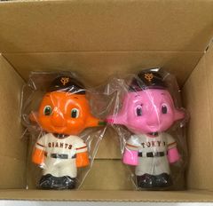サトちゃんフィギュア 巨人 阪神 310の貯金箱 - メルカリ