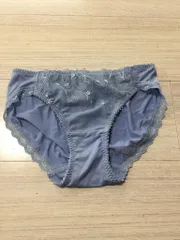 新品タグ付き  アモスタイル バイ トリンプ ショーツ M　H87-95