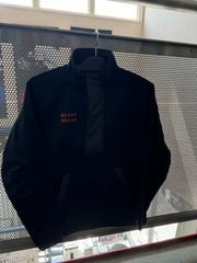 ビームス　ボンディングプルオーバージャケット