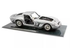 デアゴスティーニ完成品】フェラーリ250GTO 1/8スケール - メルカリ