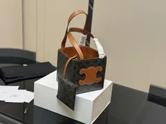 【今日特価】Celine New Handheld Box Bag Monogram（セリーヌ ニュー ハンドヘルド ボックスバッグ モノグラム）-MM輸入3