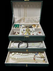 2025年最新】遺品整理品アクセサリーの人気アイテム - メルカリ