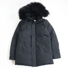 極美品●定価87400円 ピレネックス BEAMS別注 CFU112000043 ANNECY ラクーンファー/ロゴワッペン付き フーデッドダウンコート 黒 L 正規品のサムネイル