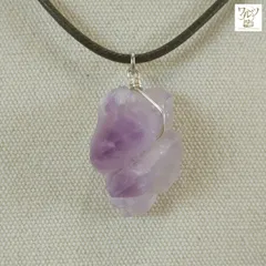 アメジスト原石のロングネックレス