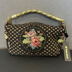 シャネル ラ コレクション2024 パスポートホルダー 新品 Qoo10] CHANEL CHANEL LA COLLECTION