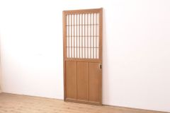 ▼現状販売▼ 障子入り引き戸1枚 アンティーク建具 シンプル 板戸 障子戸 建具 4～7営業日前後で発送(※修理加工希望の方3ヶ月程で発送) R-050558