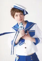 【中古】生写真(男性) 夏目雄大(天満光)/膝上・ユニット衣装・手にマイク・キャラクターショット/舞台「あんさんぶるスターズ!エクストラ・ステージ～Judge of Knights～」個人ブロマイド