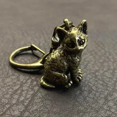 真鍮 キーホルダー キーリング ヴィンテージ ビンテージ アンティーク レトロ 真鍮製 縁起物 金運 ハンドメイド ペンダントトップ 置物 チャーム 猫 ネコ 136